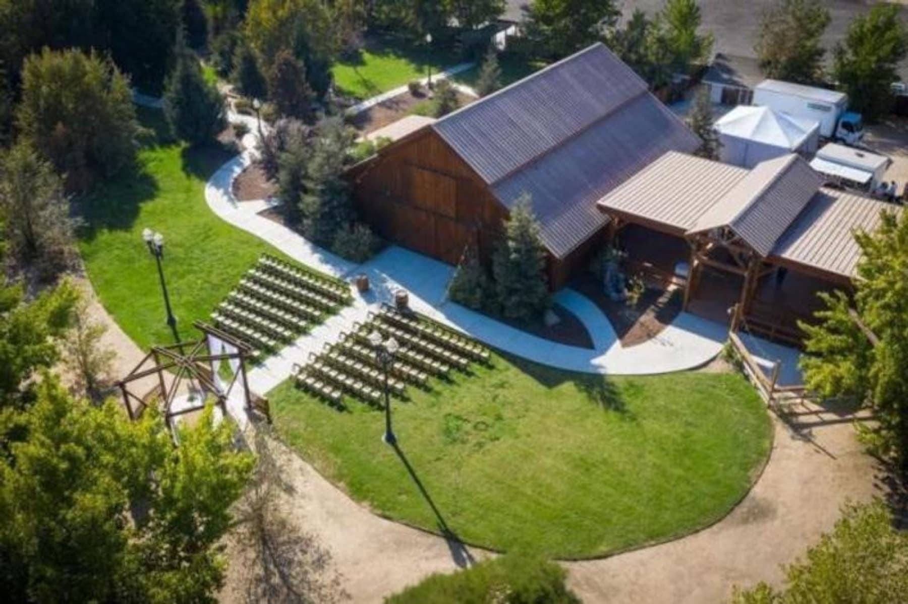 Aerial view of Grace Barn and its grounds